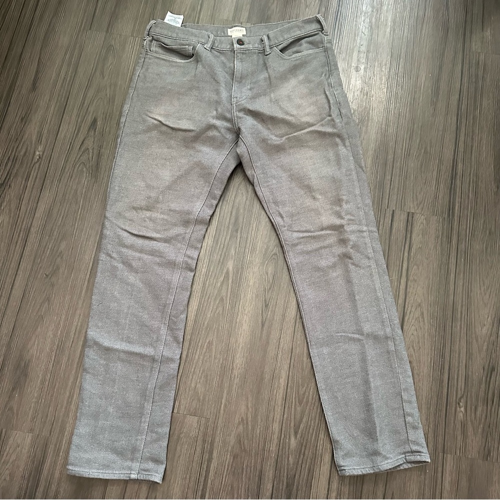 BoohooMAN Slim Fit Gray Dress Pants — Size 34R (NWT)